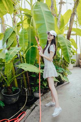 两个人轮流上24小时的班